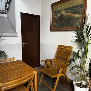  Appartamento Regina In Porta Romana 3 - Sky Tv, Wifi & Breakfast Box