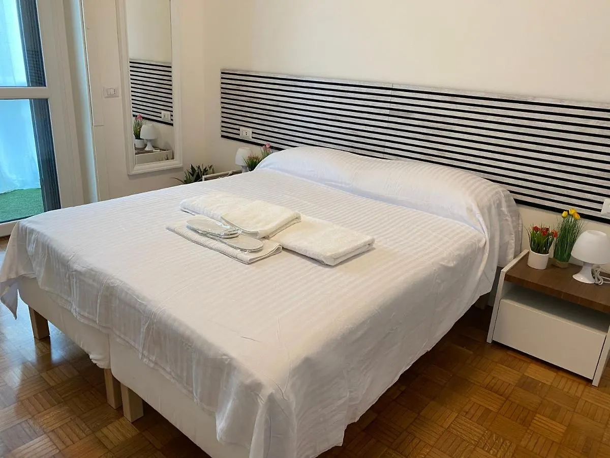 Bilocale Db Bed & Relax Milano Apartment 0*, Milan Italy